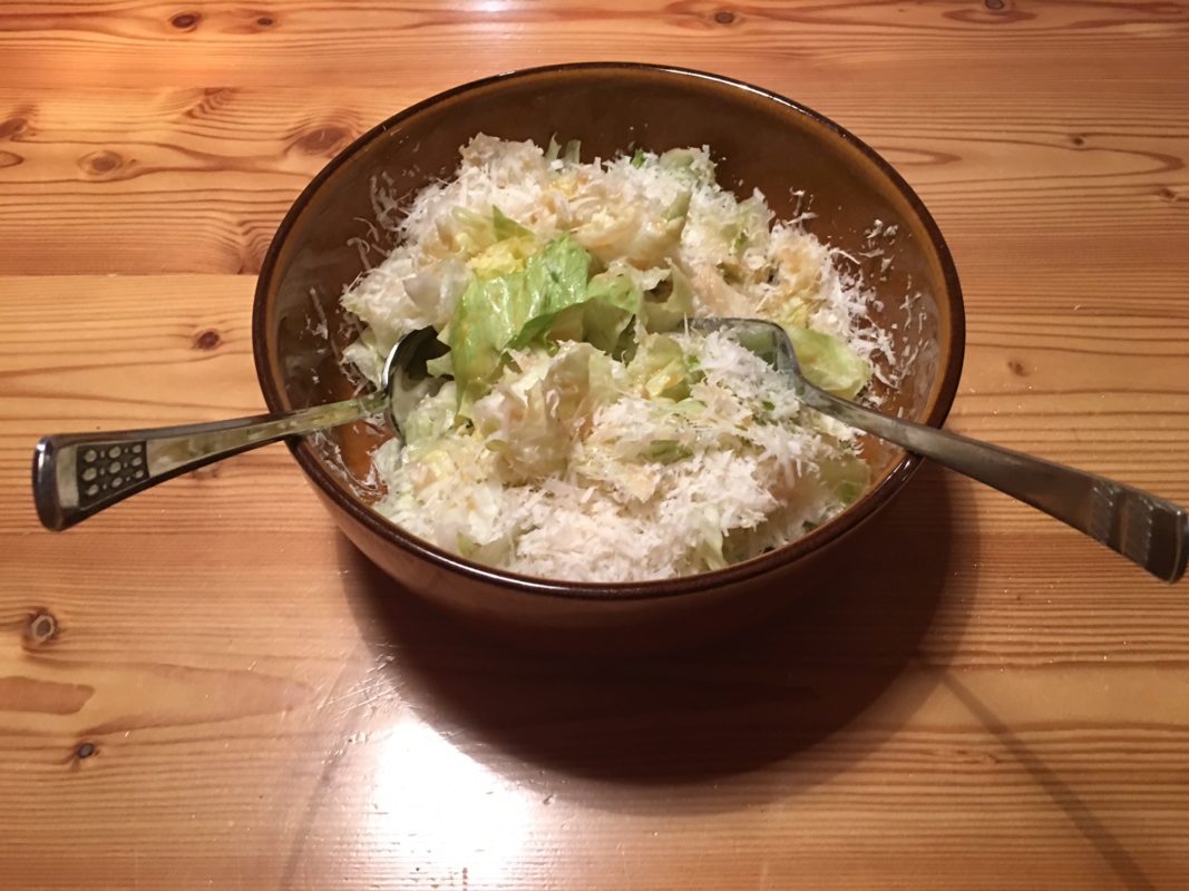 schuessel-salat